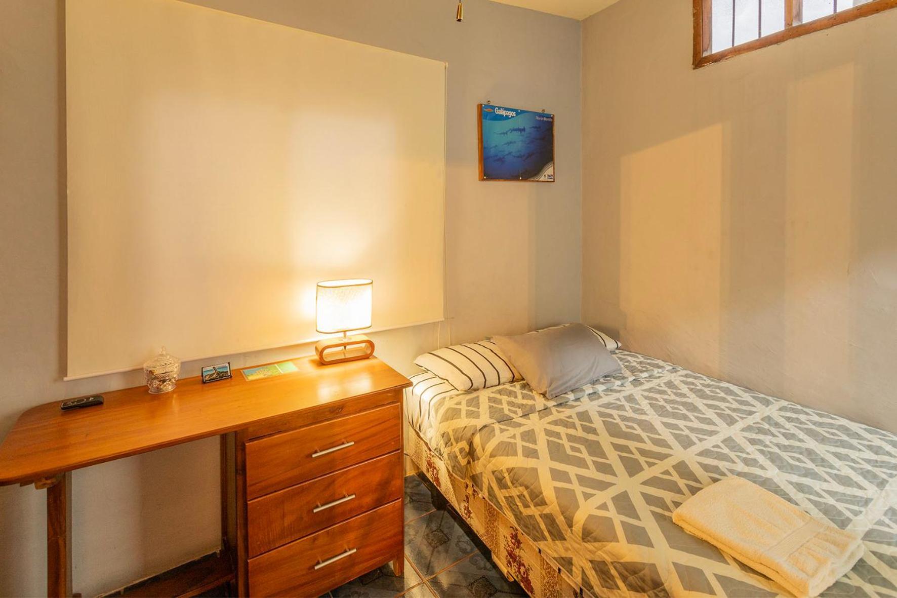 Apartment Casa #344 - 1 - Full Bed & Sofa Cama - No Ac Puerto Ayora (Galapagos Islands)
